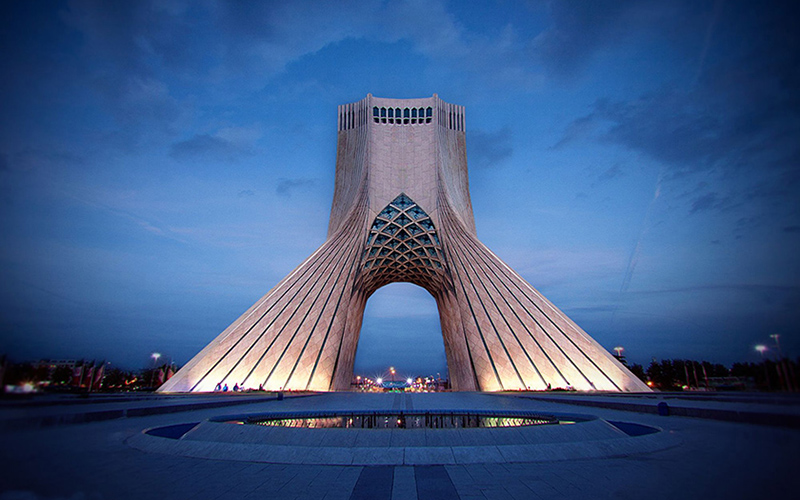 سفر به شهر تهران